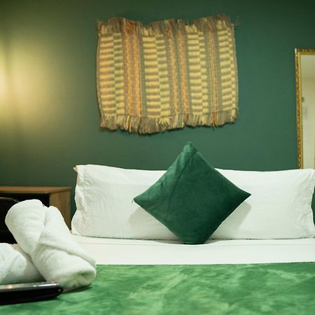 Africa House-Casa Hotel Laureles-La70 Medellín Eksteriør billede