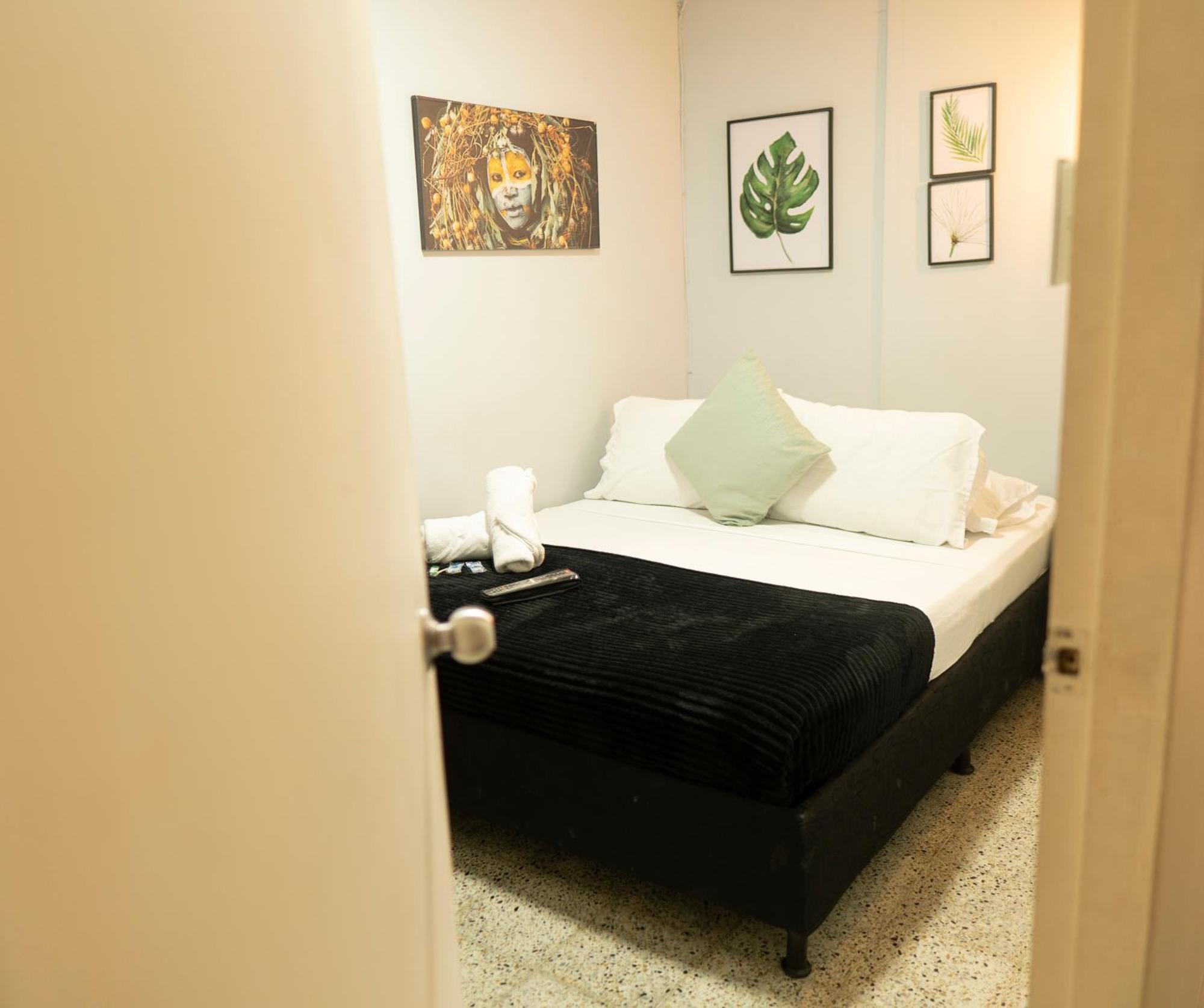 Africa House-Casa Hotel Laureles-La70 Medellín Eksteriør billede
