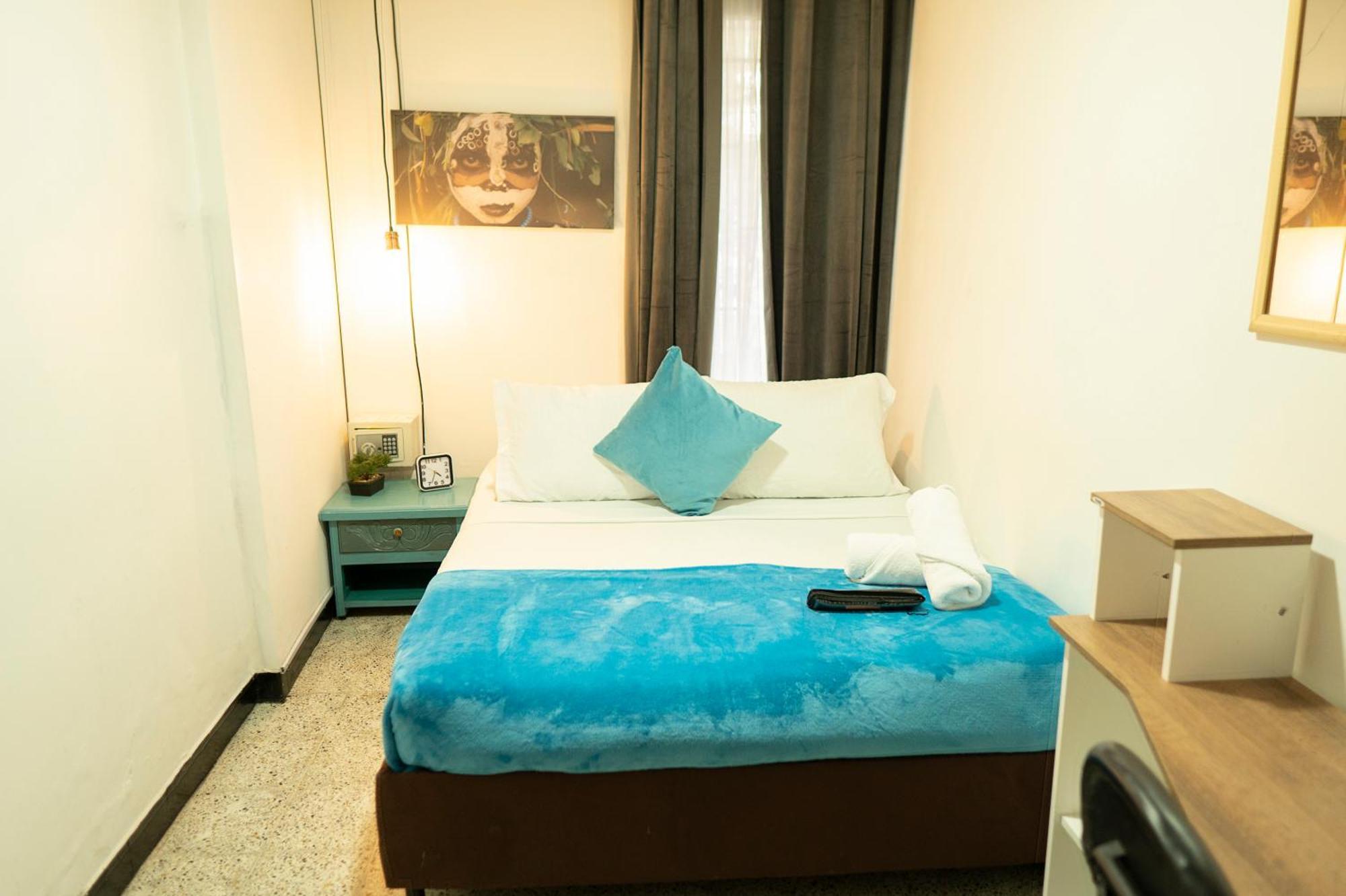 Africa House-Casa Hotel Laureles-La70 Medellín Eksteriør billede