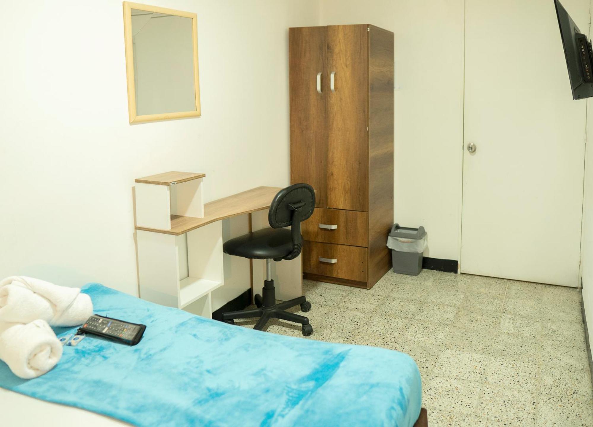 Africa House-Casa Hotel Laureles-La70 Medellín Eksteriør billede