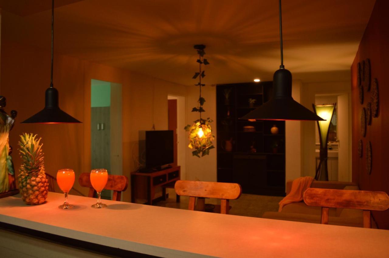 Africa House-Casa Hotel Laureles-La70 Medellín Eksteriør billede