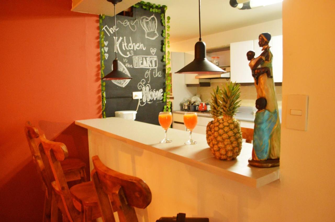 Africa House-Casa Hotel Laureles-La70 Medellín Eksteriør billede
